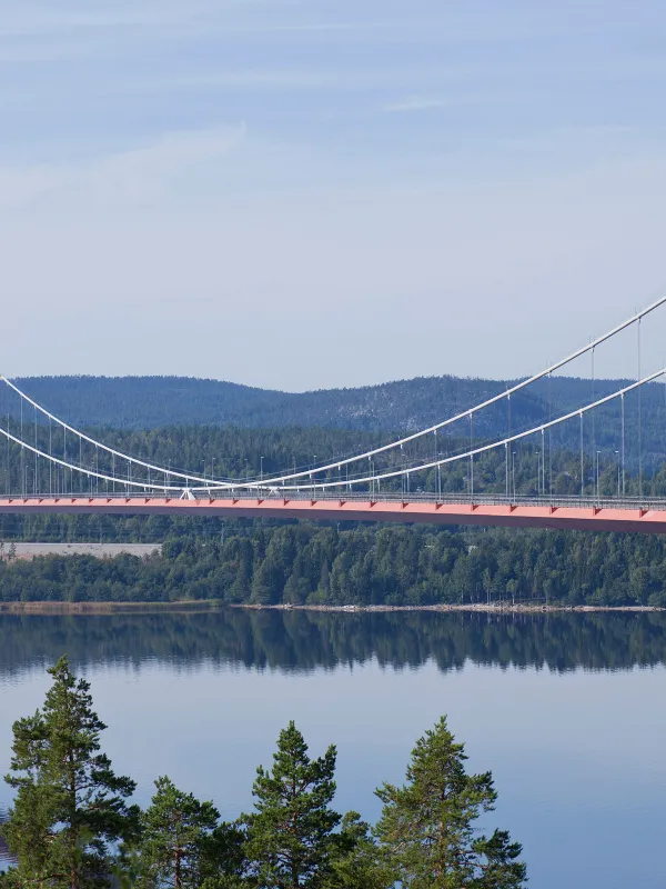 högakustenbron