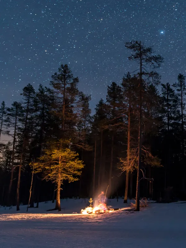 eldning i vintermörker på sjö